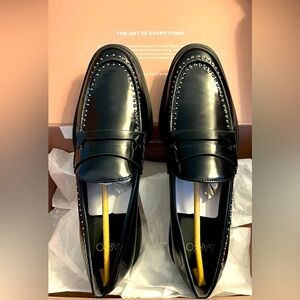 NIB SARTO by FRANCO SARTO Women's (Eden)Studded Penny Loafer. Size: 10(M).